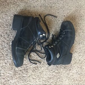 beat up harley davidson chunky boots